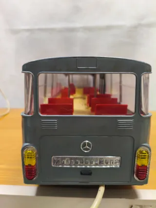 Autobús de Juguete Rico con Mando