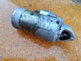 Motor de arranque BMW 330d (2000)