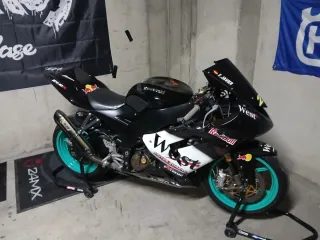 Kawasaki Ninja ZX10 R