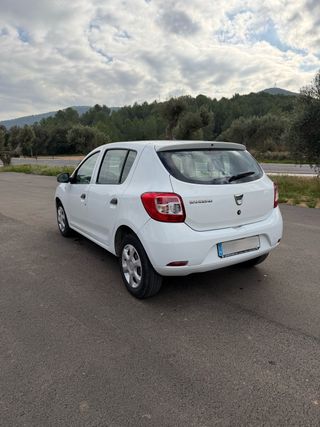 Alquiler Dacia Sandero
