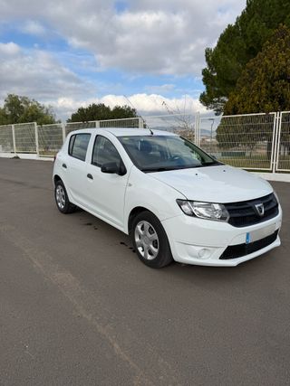 Alquiler Dacia Sandero