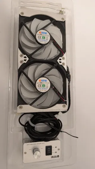 Ventiladores Titan 12cm 12V