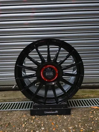Llantas tipo OZ Superturismo LM 18 Evoluzione