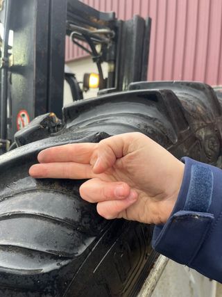 Juego Ruedas Estrechas New Holland 7050