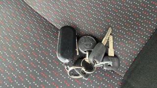 Peugeot Boxer Furgon BlueHDi 140 S&S Pack 335 L2H2 103 kW (140 CV)