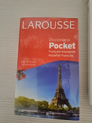 Diccionario seminuevo poco uso