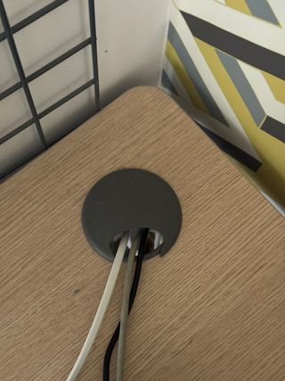 Escritorio ACTIU L + Cajonera con Llave