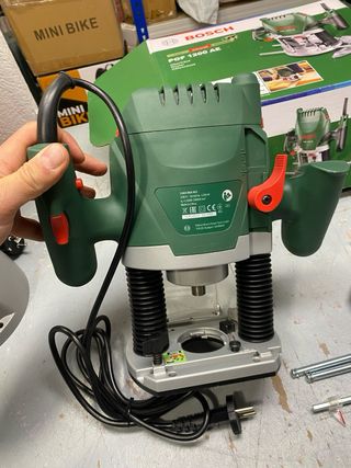 Fresadora Bosch POF 1200 AE