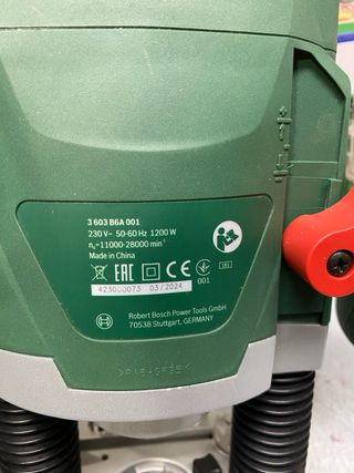 Fresadora Bosch POF 1200 AE