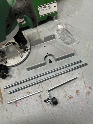 Fresadora Bosch POF 1200 AE