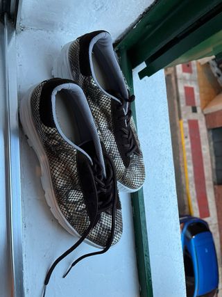 Zapatos VALEYKA Mujer Marrón y Dorado