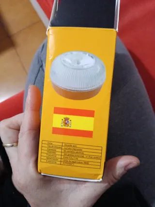 Luz de Emergencia Señal V16 Homologada