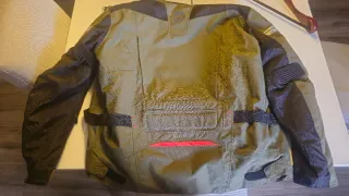 Chaqueta para Moto Armure con protección integral.