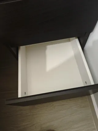 Mesita de noche Ikea negra