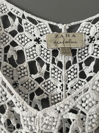 Camiseta Zara Crochet Talla S, sirve para M