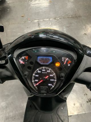 Honda SH 125i Scooter Negra