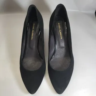 Zapatos de salón Ángel Alarcón negros