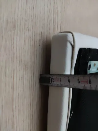 Cabecero de cama blanco de piel