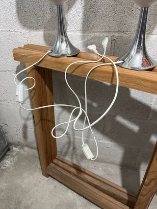 Lámparas de mesita de noche plateadas