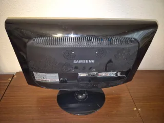 Monitor Samsung SyncMaster 19