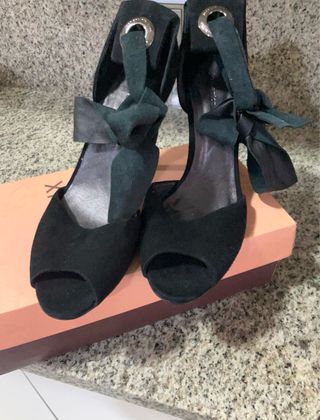 Vendo zapatos de tacon de vestir