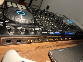 Controlador DJ Pioneer DDJ-SX2