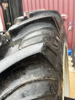 JUEGO CUBIERTAS Y LLANTAS PARA JOHN DEERE 6920