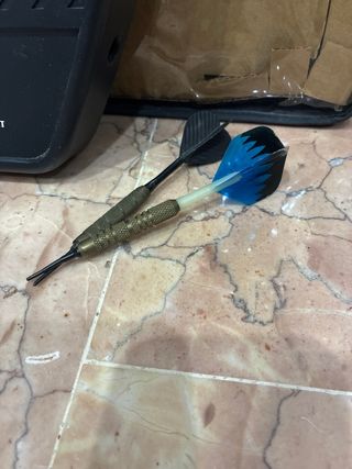 Diana electrónica y dardos