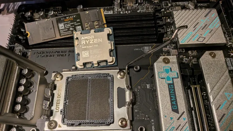 RX 9070XT PB B650M WiFi R7 7700 M2 1Tb afbeelding 2