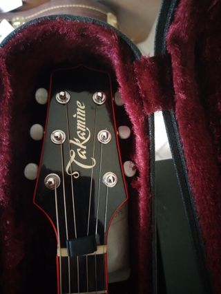 Chitarra Takamine PT 108 con pickup Seymour Duncan