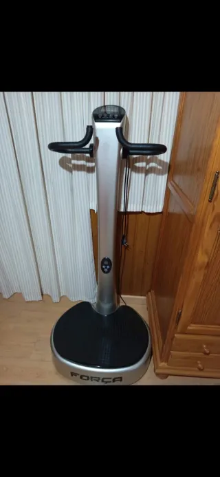 Máquina Vibratoria FORÇA Gimnasio