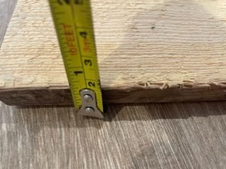 Estantería de madera natural tarugo