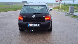 Volkswagen Golf 2003