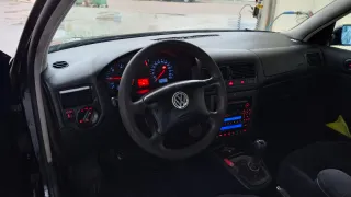 Volkswagen Golf 2003