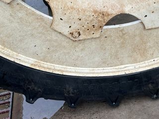 CUBIERTA Y LLANTA ESTRECHA TRACTOR 300/90R52