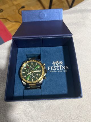 Reloj Festina Cronógrafo Verde y Dorado