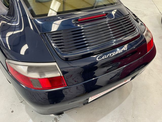 PORSCHE 911 CARRERA 4 COUPE MANUAL NACIONAL