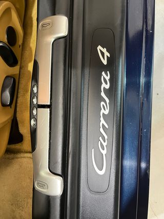 PORSCHE 911 CARRERA 4 COUPE MANUAL NACIONAL