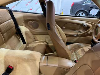 PORSCHE 911 CARRERA 4 COUPE MANUAL NACIONAL