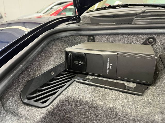 PORSCHE 911 CARRERA 4 COUPE MANUAL NACIONAL