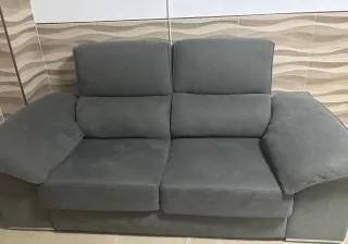 Sofá 2 plazas gris tela