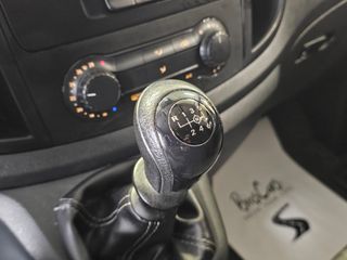 MERCEDES-BENZ Vito 111 BT Tourer Base Larga