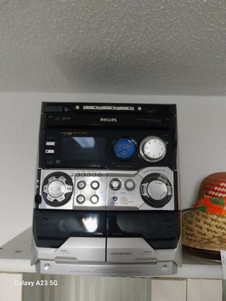 Minicadena Philips C700