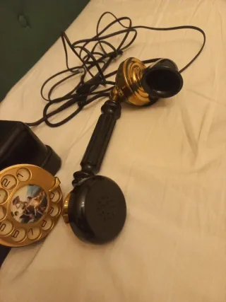 Teléfono Elasa Negro y Dorado Vintage