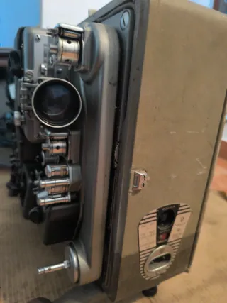 Proyector Bolex Paillard S-221 16mm Sonido