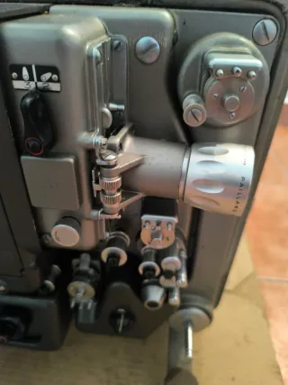 Proyector Bolex Paillard S-221 16mm Sonido
