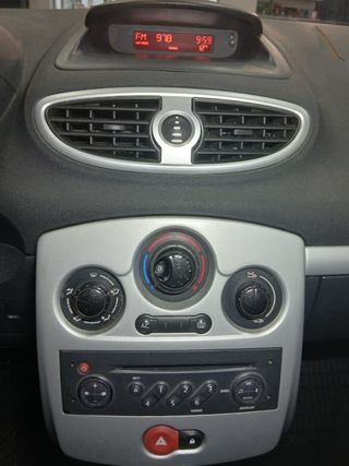 RENAULT CLIO RIP CURL 1.5 DCI 70 CV