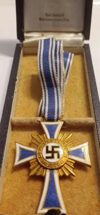 Militaria Cruz de Mãe Alemã Ouro Nível I