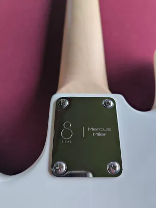 Bajo Marcus Miller V7-4 ALDER 2ND GEN AWH