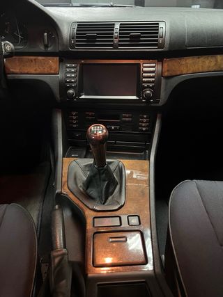 BMW SERIE 5 530i E39 MANUAL - M54b30